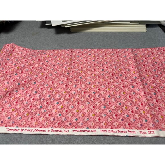 "Umbrellas" By Nancy Halvorsen Benartex Cotton Fabric Pink/White 20" x 44" Sewin - Picture 3 of 4